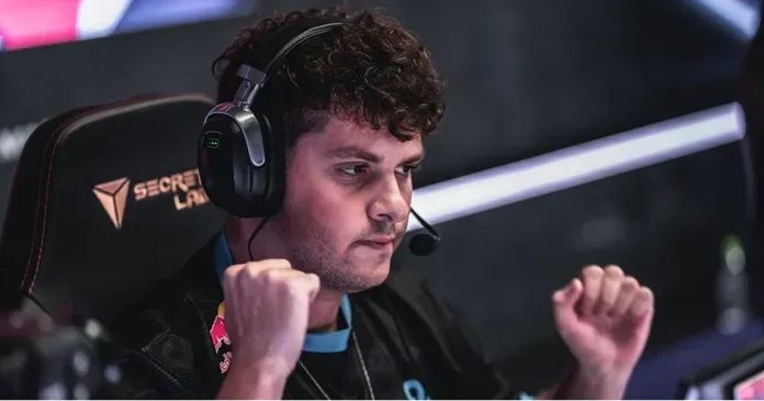 Илья Perfecto Залуцкий - запасной игрок Team Falcons на BLAST.tv Austin Major 2025