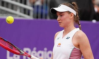 Елена Рыбакина убеждает в своем профессионализме