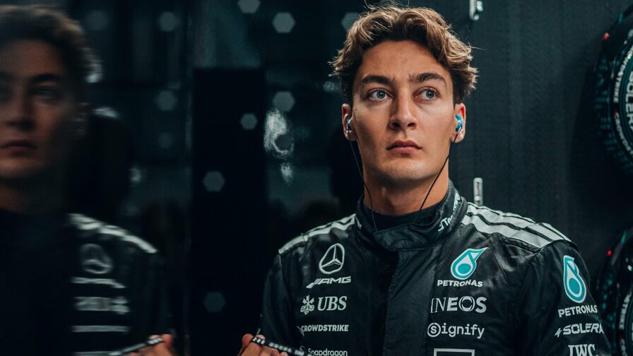 Почему Рассела не беспокоят переговоры Mercedes с Ферстаппеном