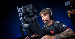 ZywOo обогнал s1mple по MVP: первая встреча элитных геймеров.