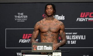 Боец UFC арестован за грабеж и нарушения.