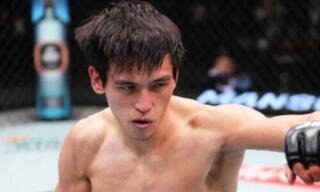 Бой Максум — Уланбеков: прямая трансляция на SportOff.KZ