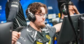 Team Vitality вышла в полуфинал IEM Dallas 2025, победив The Mongolz.