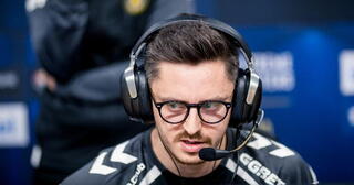 Buster подарил apEX два ножа - новый скандал в CS:GO!