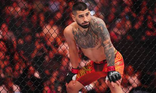 Топурия отказался от боя с казахом в UFC