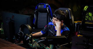 Team FY проиграла третий матч подряд на Immortal Cup