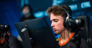 Битва за участие в Esports World Cup 2025