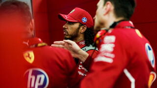 Хэмилтон испытывает вызовы в новой команде Ferrari