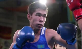 Даниял Сабит одержал победу нокаутом в полуфинале Eindhoven Box Cup