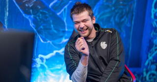 Team Falcons выходят в финал BLAST Slam III.