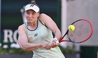 Елена Рыбакина уничтожила соперницу и восхитила теннисный мир