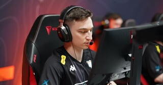 Virtus.pro триумфует над M80 на PGL Astana 2025!