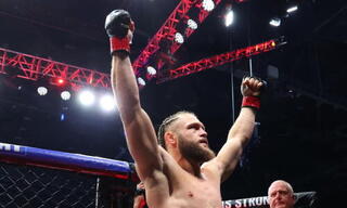 Боец UFC Рафаэль Физиев готов к походу на Марс!