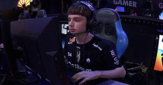 Сенсация в киберспорте: kyousuke переходит в Team Falcons