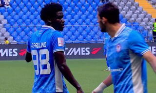 Футбольный фейерверк в матче КПЛ: ничья 2:2 с четырьмя голами