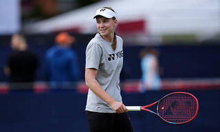 Елена Рыбакина уверенно держится в топ-8 чемпионской гонки WTA