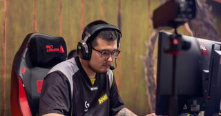 Natus Vincere Junior проиграли Talon Esports на DreamLeague Season 26, следующий раунд обещает захватывающие поединки.