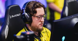 ZywOo повел Team Vitality к победе над MOUZ