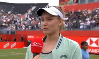 Елена Рыбакина: новая королева Wimbledon!