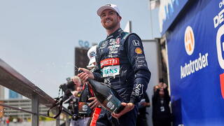 Кайл Кирквуд побеждает на этапе IndyCar в Детройте, Шварцман занимает 16-е место