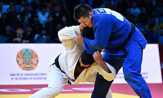 Олимпийский чемпион помог казахстанцу на ЧМ-2025 по дзюдо