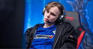 Skywhywalker выиграла коллектив Dyrachyo в турнире BetBoom Streamers Battle CS2 #2