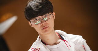 Faker удерживает титул чемпиона второй раз подряд.