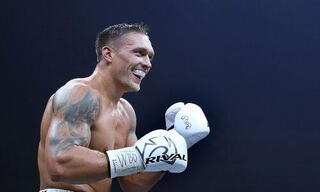 Александр Усик хочет подписать контракт с UFC