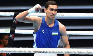 Олимпийский чемпион из Узбекистана вышел в финал топ-турнира по боксу с участием Казахстана: Абдумалик Халоков победил и идет за золото