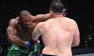 Исторический турнир UFC: Зарубой Усмана и нокаутер из Казахстана