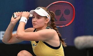 Елена Рыбакина готовится к первому матчу на Australian Open-2025